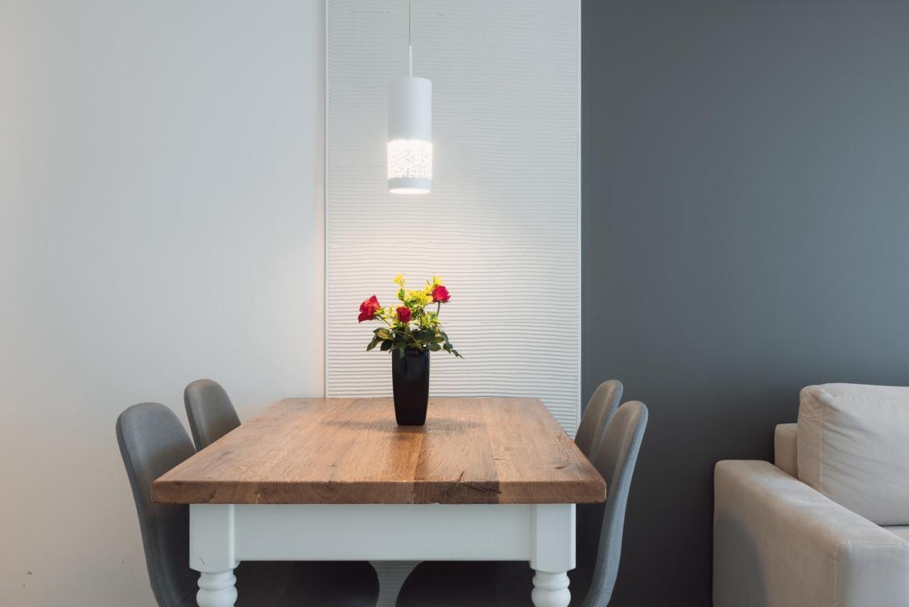 Apartmani Stipe Brela Eksteriør bilde
