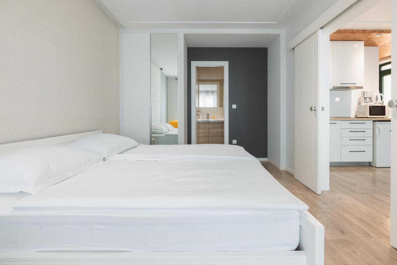 Apartmani Stipe Brela Eksteriør bilde